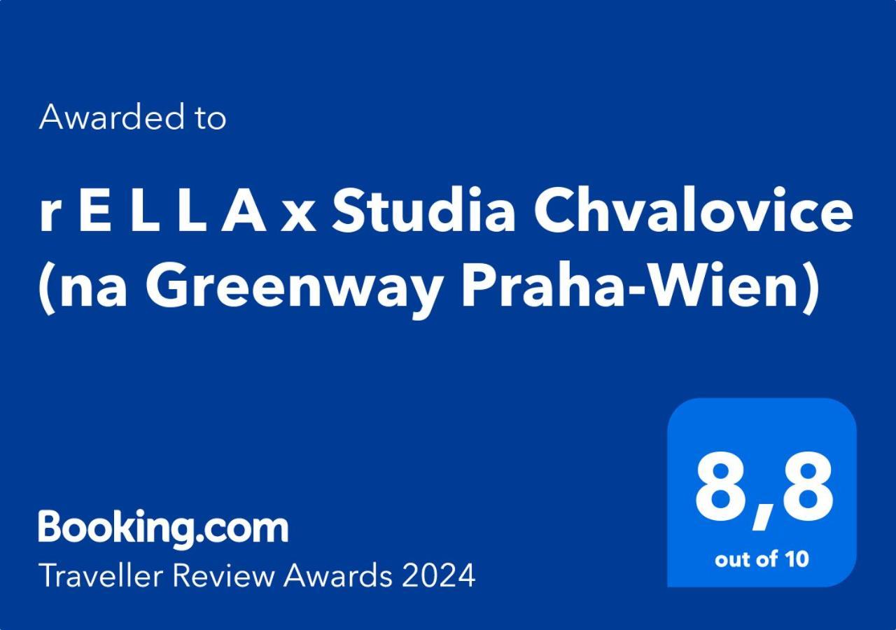 R E L L A X Studia Chvalovice Hate Na Greenway Praha-Wien Exterior foto